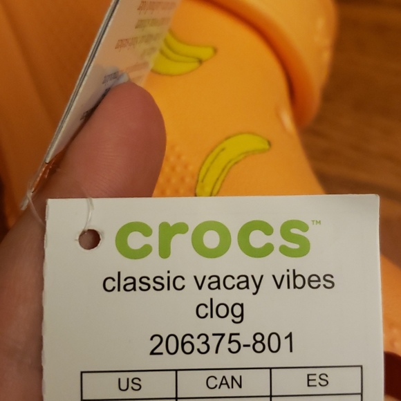 Unisex Crocs - Picture 7 of 9